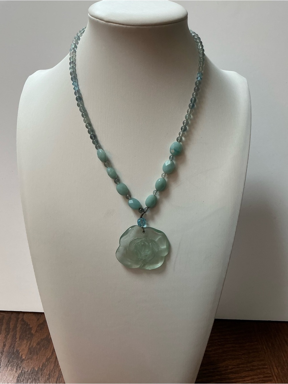 Handcrafted Light Green Rose Pendant Beaded Necklace
